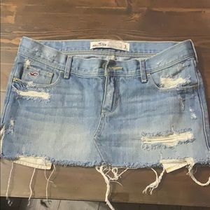 Hollister mini skirt